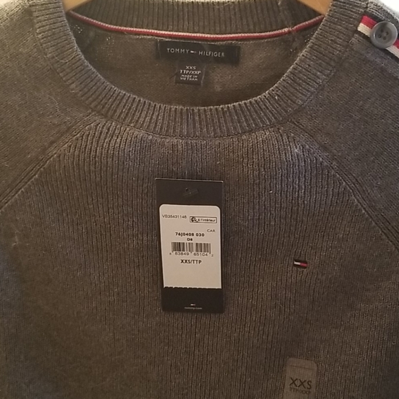 Grey shirt - Picture 3 of 3